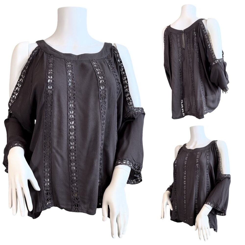 BKE RED Grey Cold Shoulder 3/4 Sleeve Top SZ L $69
